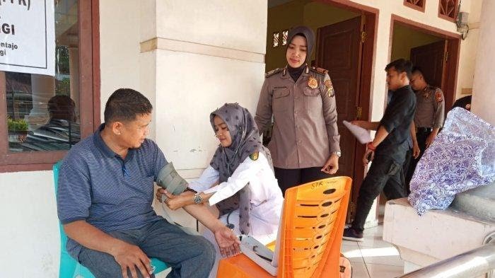 Polres Kuansing Turunkan Tim Medis Saat Pleno PPK