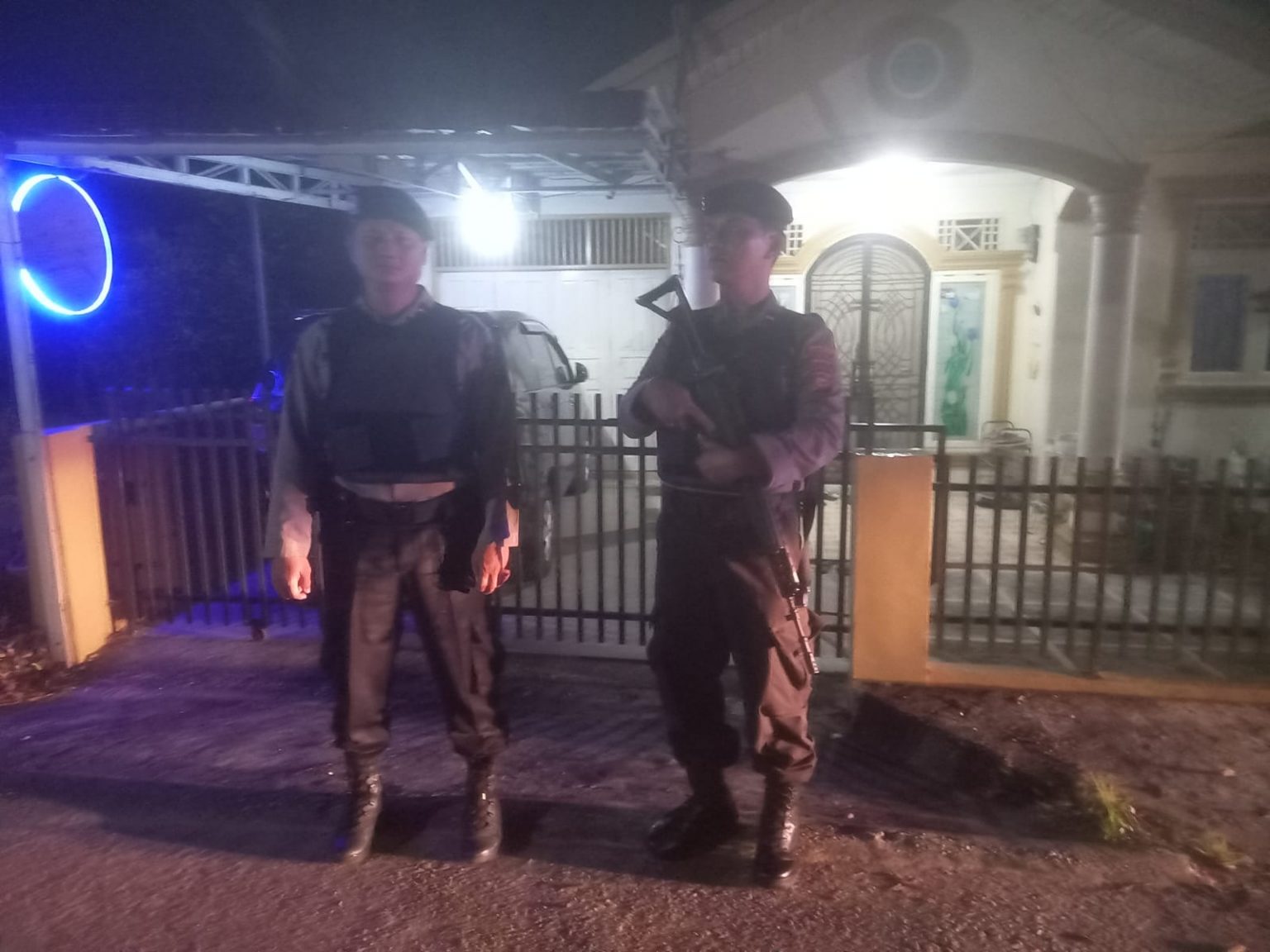 Tingkatkan Keamanan, Patroli Dini Hari Polsek Pangkalan Kerinci