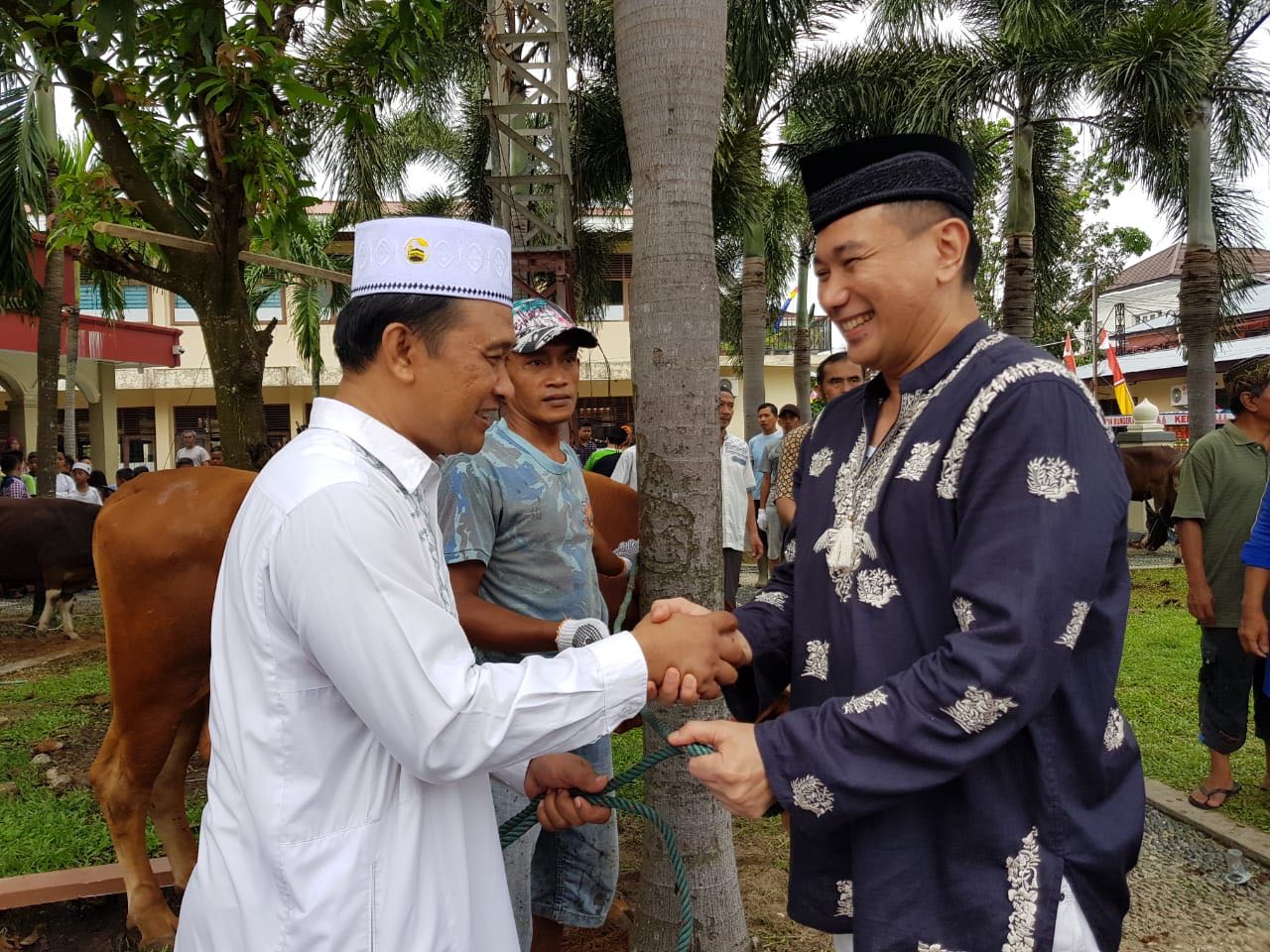 Polda Riau Ikut Merayakan Hari Raya Idul Adha Dengan Ber-Qurban