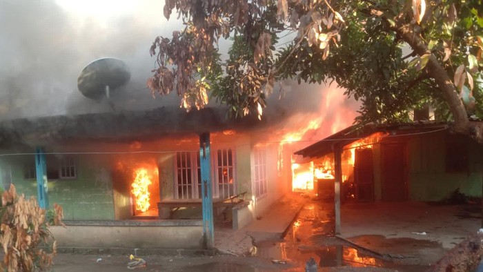 Tiga  Rumah di Rokan Hulu Terbakar, Kakek-Cucu Tewas Terpanggang