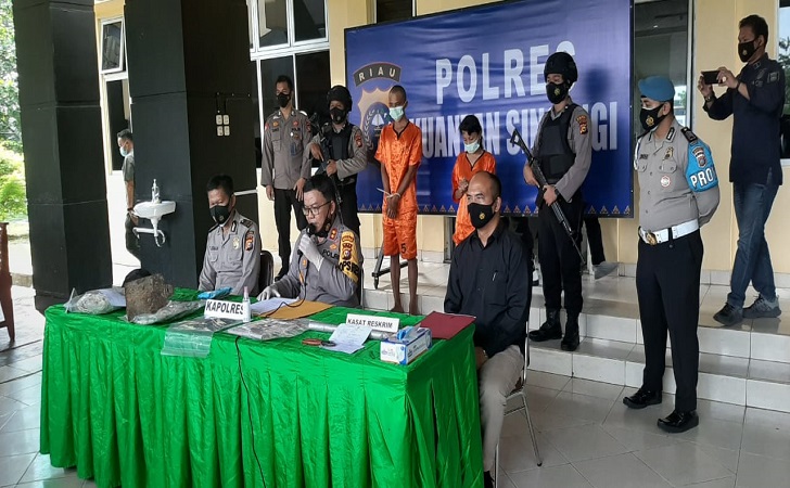 Pasutri Pembunuh Keponakan Dengan Cara Keji Di Kuansing Ditangkap