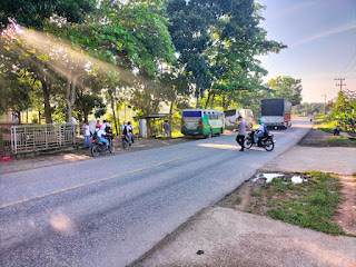 Personil Polsek Pangkalan Lesung Lakukan Patroli dan Pengaturan Lalulintas di Jalan Lintas Timur