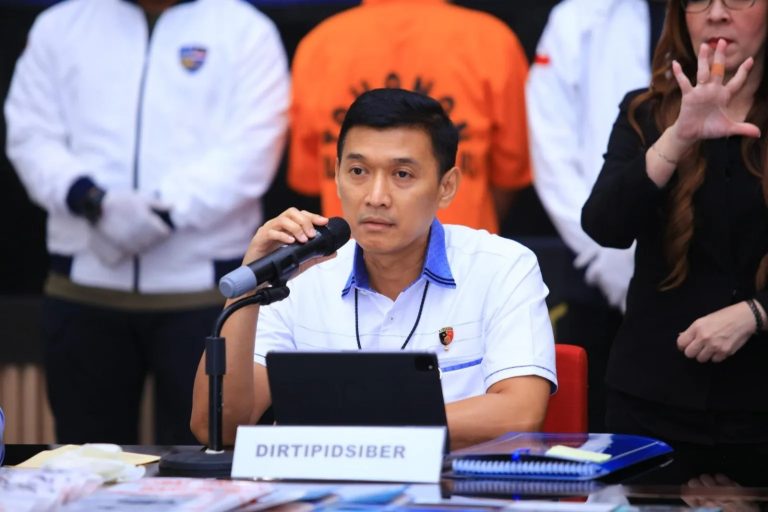 Tersangka Kasus Judol Agen138 Diserahkan ke Kejaksaan