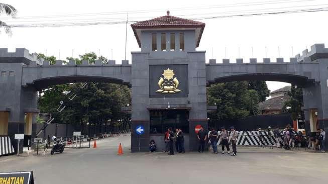 Kapolda Riau: Kami Ikut Berduka Cita Atas Gugurnya Lima Personil Terbaik Polri