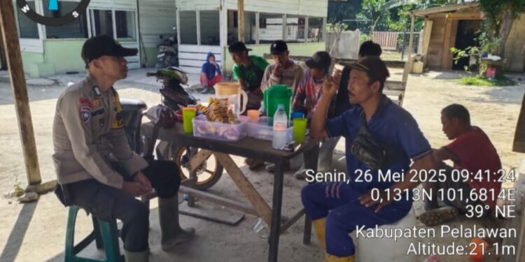 Polsek Langgam Aktif Sambangi Warga dan Sampaikan Pesan Kamtibmas, Bangun Kedekatan