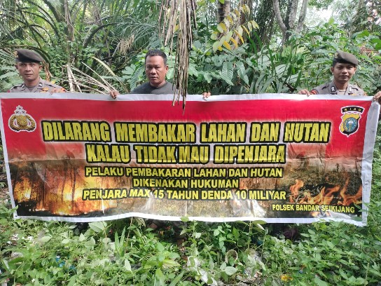 Antisipasi Karhutla, Polsek Bandar Sei Kijang Tingkatkan Patroli dan Sosialisasi