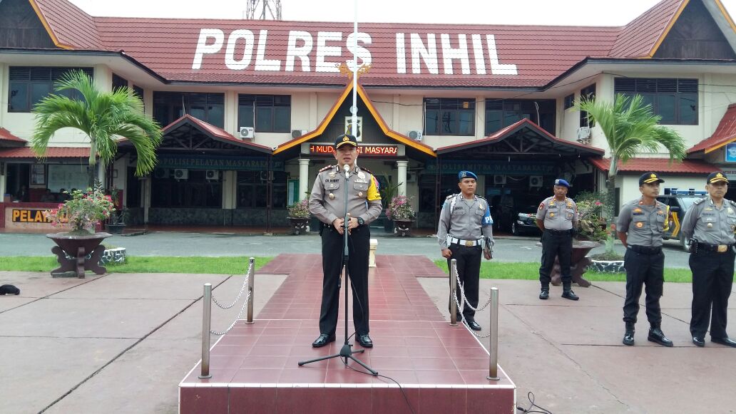 Polres Inhil Laksanakan Apel Siaga Dalam Rangka Hari Buruh (May Day) Di Halaman Mapolres Inhil