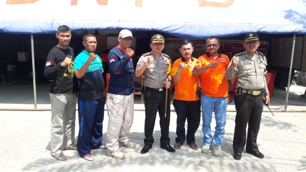 Kapolres Inhil Sambangi Posko  Siaga Darurat Karlahut