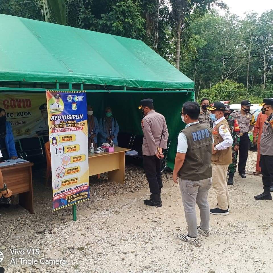 Pastikan Telah Berjalan Dengan Baik, Kapolres Kampar Tinjau Pos PPKM Desa Pulau Jambu Kuok