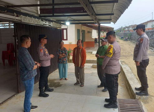 Polsek Pangkalan Lesung Hadir Berikan Rasa Aman bagi Umat Kristiani
