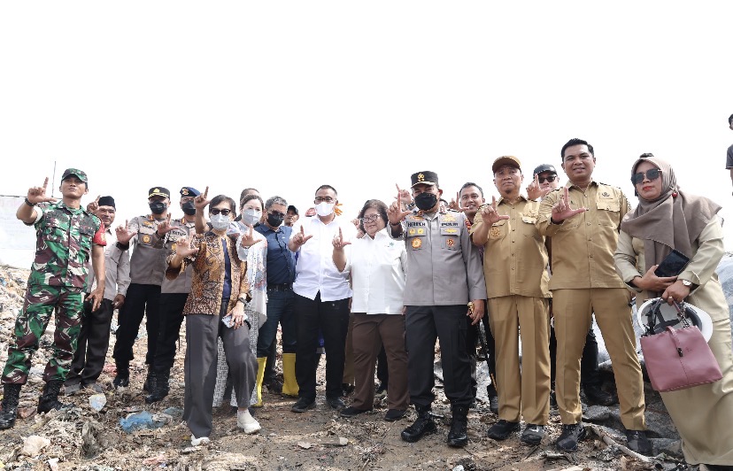 Kapolda Riau Dampingi Menteri LH Tinjau Waste to Energy di Muara Fajar, Dorong Solusi Nyata Persoalan Sampah