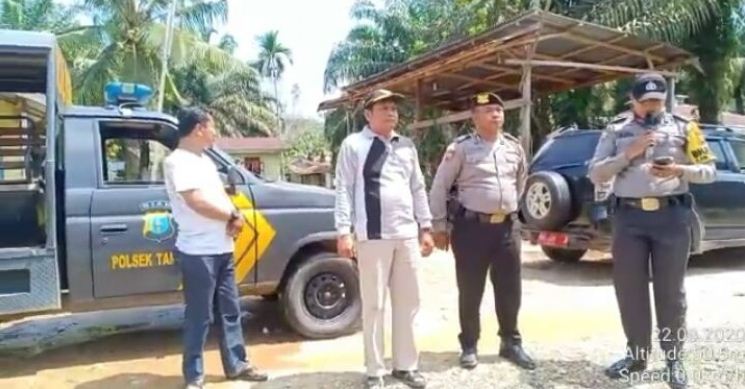 Polres Rohul Himbau Warga  Selalu Waspada Penyebaran Virus Covid-19