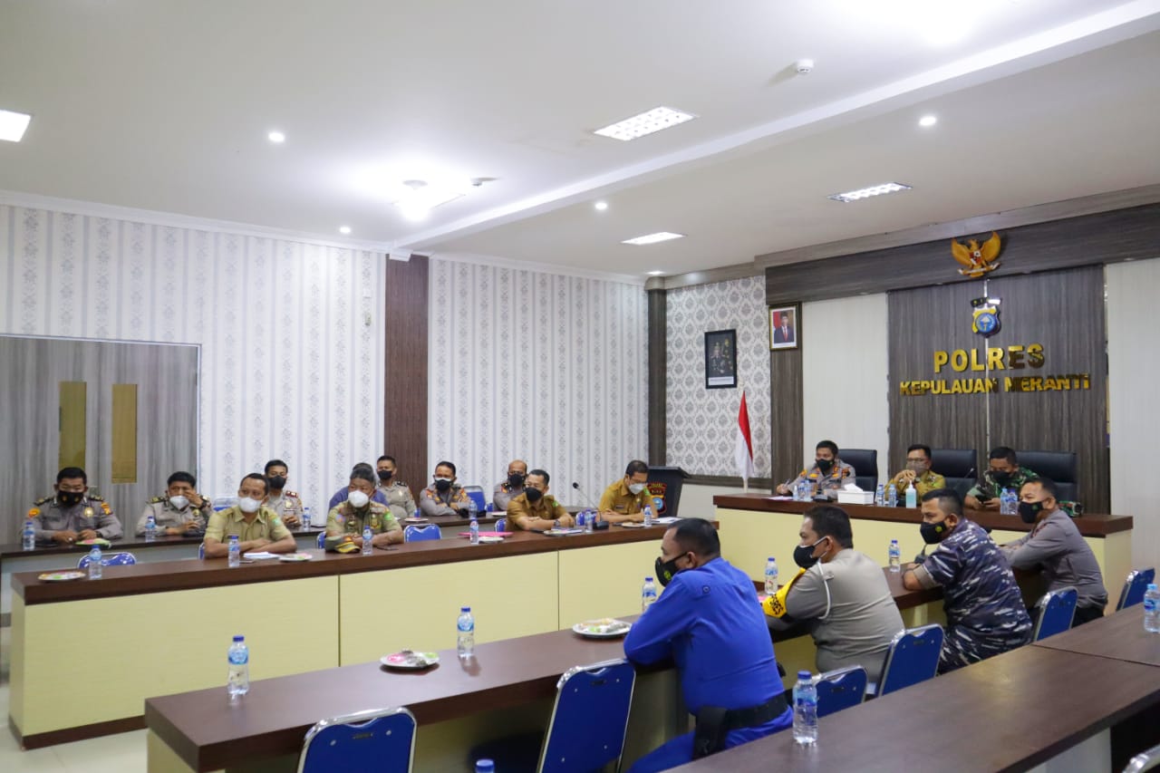 Forkopimda Meranti Rapat Anev Penanganan Covid-19 dan Vaksinasi Bersama Kapolda Riau