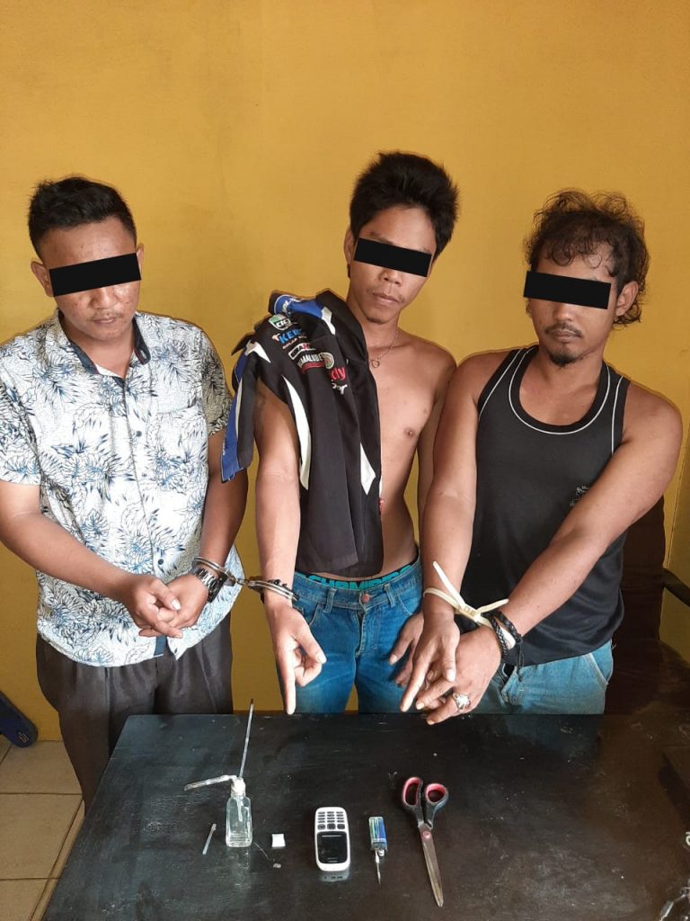 Polsek Bagan Sinembah Amankan 3 Orang Pria Penyalahgunaan Narkoba Jenis Shabu
