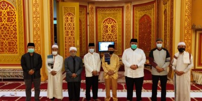 Kapolres AKBP Taufiq Lukman Nurhidayat Dampingi Pjs Bupati Rohul Ikuti Zikir Dan Doa Bersama Dalam H