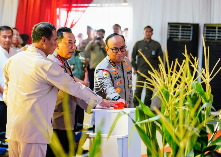 Irwasum Apresiasi Inovasi Jajaran Ciptakan Benih Jagung Bhayangkara