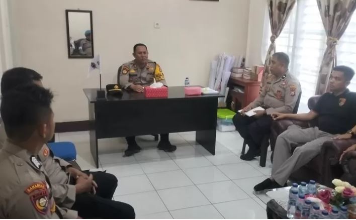 Persiapkan Kamtibmas Jelang Pilkada, Kapolsek Tempuling Gelar Pertemuan dengan Seluruh Jajaran Personil