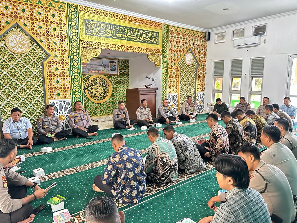 Polres Kuansing Melaksanakan Yasinan Dalam Rangka Pembinaan Rohani Dan Mental Personil.