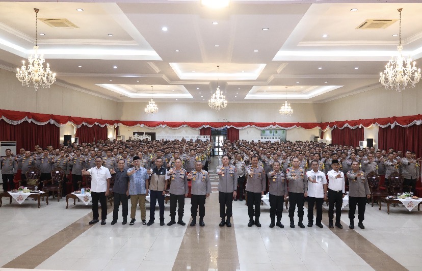 Wakapolda Riau Buka Kegiatan Peningkatan Kemampuan Bhabinkamtibmas Polda Riau Tahun 2026