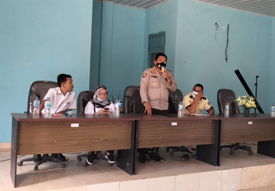 Polsek Bandar Sei Kijang dan Upika Sosialisasi Dampak Karhutla