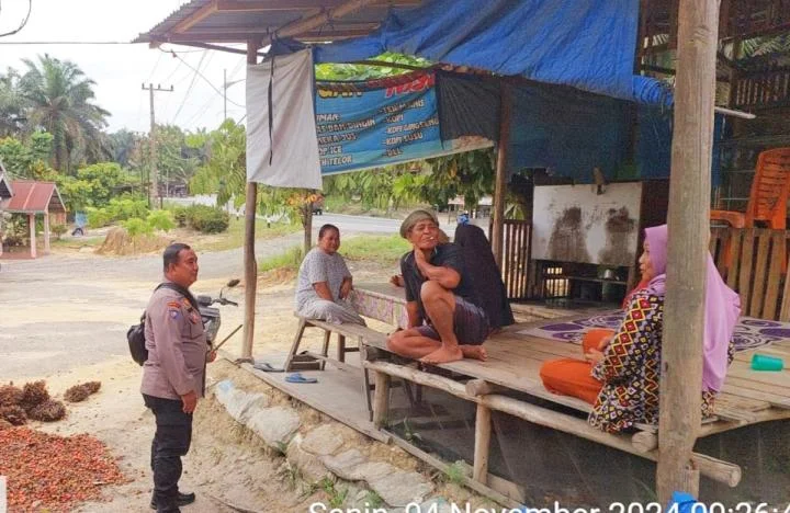 Bhabinkamtibmas Polsek Bandar Seikijang Imbau Jaga Kamtibmas Jelang Pilkada