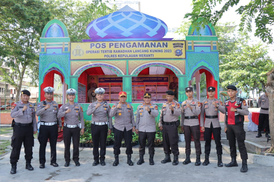 Kepala SPN Polda Riau Bersama Kapolres Meranti Cek Kesiapan Personel Pospam Ops Tertib Ramadhan Lancang Kuning 2023