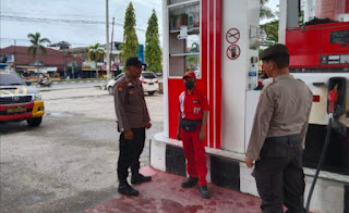 Disejumlah SPBU, Polsek Pangkalan Kerinci Lakukan Patroli dan Pemantauan