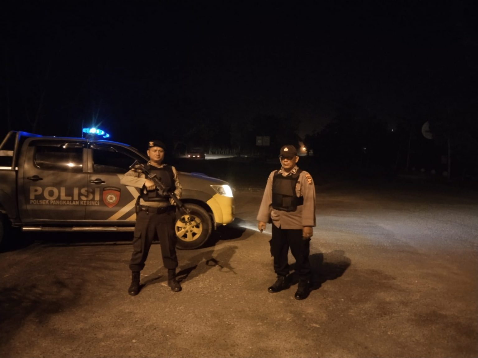 Tingkatkan Keamanan, Polsek Pangkalan Kerinci Kembali Gelar Patroli Dini Hari