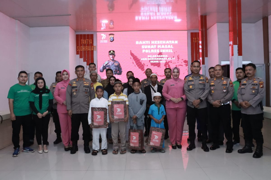 Sambut HUT Bhayangkara, Polres Inhil Gelar Khitan Massal