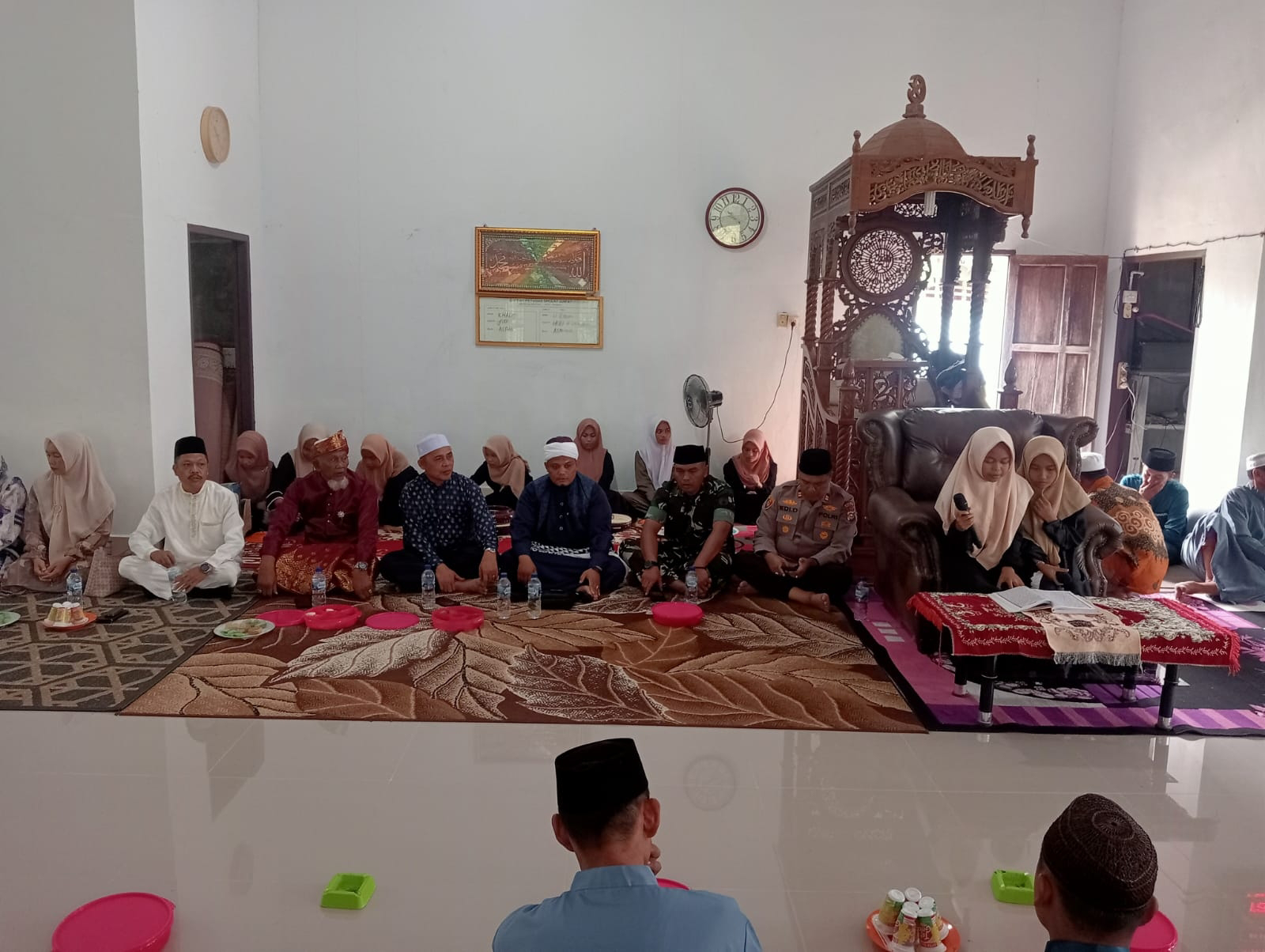 Bupati Inhil dan Kapolsek Gaung Hadiri Maulid Nabi di Desa Gembira