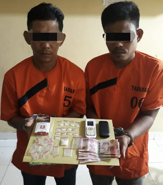 Polsek Peranap Amankan 2 Pelaku Pengedar Narkotika Jenis Shabu Ini