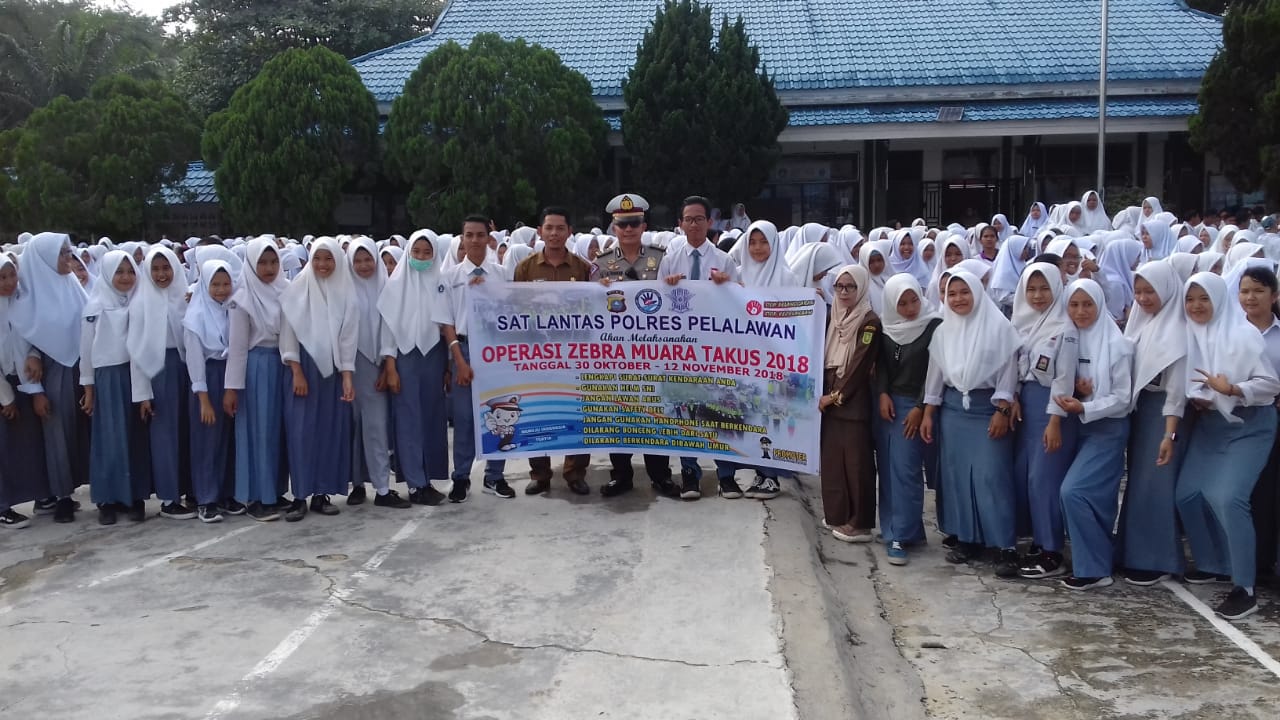 Unit Lantas Pangkalam Kuras Laksanakan Kegiatan Police Go To School