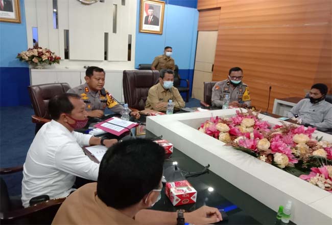 Pjs Bupati dan Polres Rohul Mediasi Sengketa Tapal Batas Masyarakat dengan PT MAI