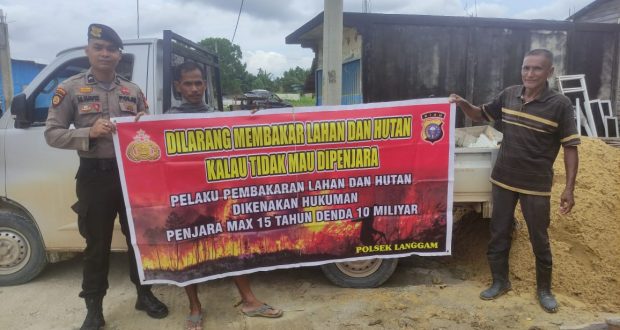 Pastikan Tidak Ada Karhutlah, Polsek Langgam Lakukan Patroli dan Sosialisasi