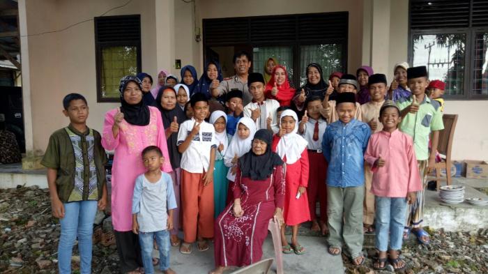 Polsek Bukit Kapur Beserta Bhayangkari Gelar Doa Bersama Puluhan Anak Yatim Dan Kaum Duafa