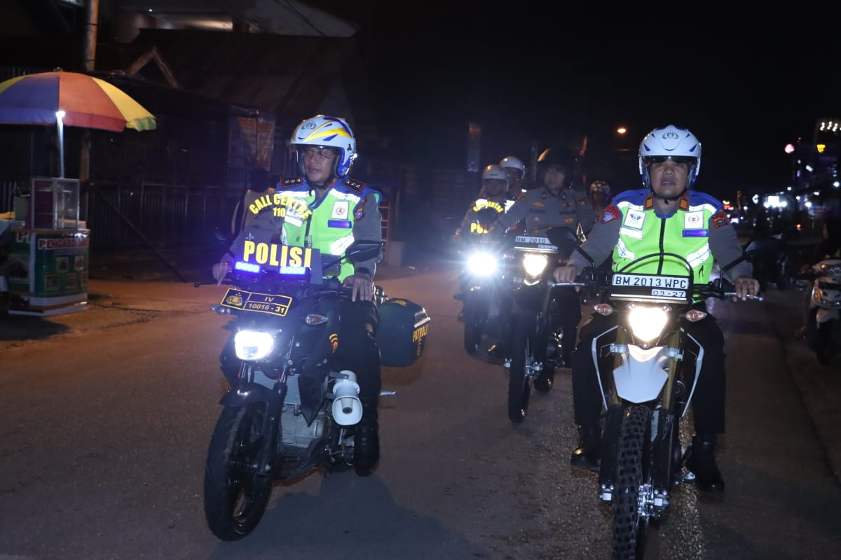 Polres Inhil dan Polsek Jajaran Laksanakan Patroli Blue Light Malam Hari