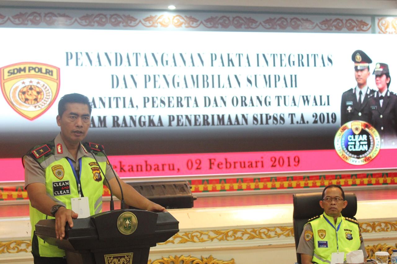 Wakapolda Riau Hadiri Penandatanganan Pakta Integritas Penerimaan SIPSS 2019