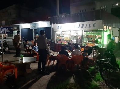 Polres Siak Patroli Malam dan Amankan 101 Warga untuk Cegah Covid-19