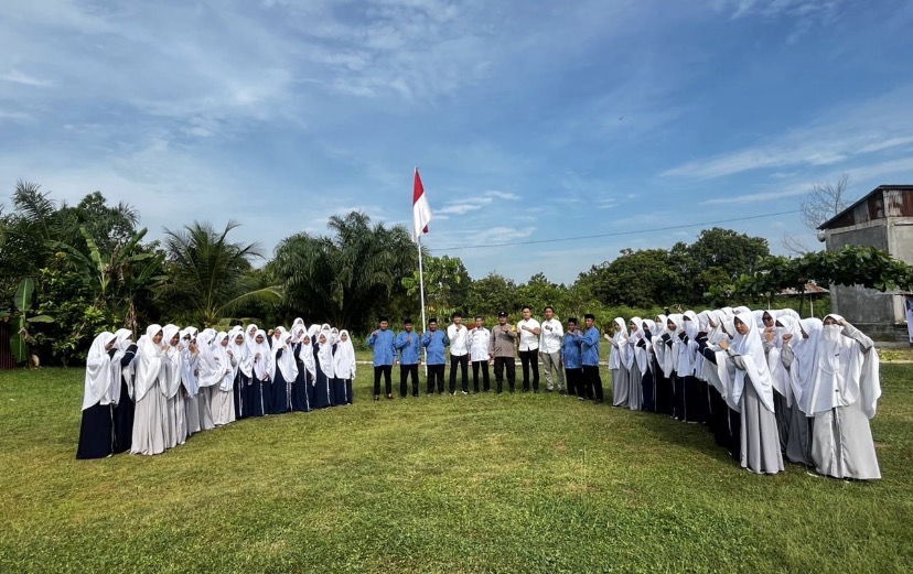 Pemuda Pemudi Bergerak, Indonesia Bersatu: Santri dan Guru Perkuat Daya Tangkal IRET di Hari Sumpah Pemuda