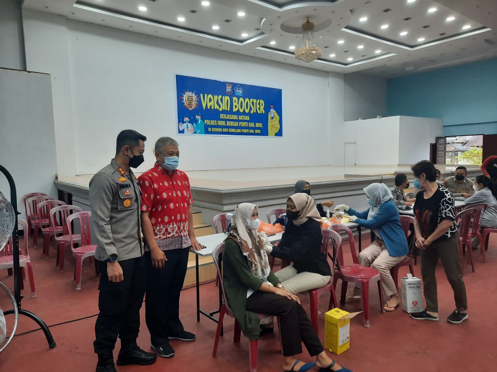 Vaksin Booster Ready, Kapolres Inhil Tinjau Vaksinasi di Gedung PSMTI