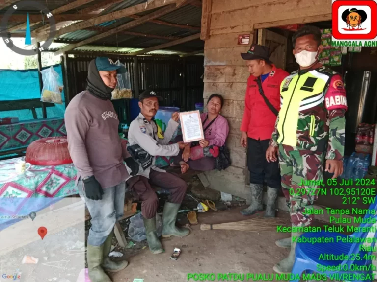 Cegah Karhutla, Tim Terpadu Teluk Meranti Patroli dan Sosialisasi Maklumat Kapolda