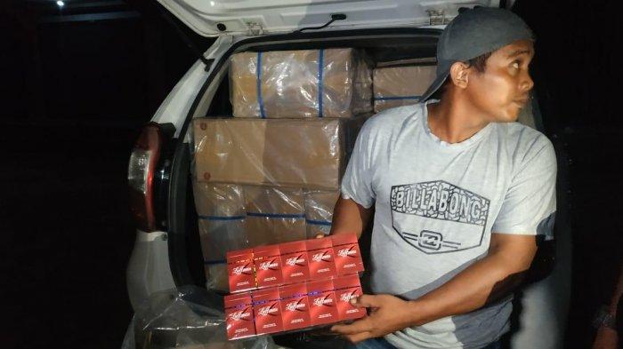 Bawa Ratusan Dus Rokok Ilegal, Sopir Truk Ngaku Bawa Makanan Ringan