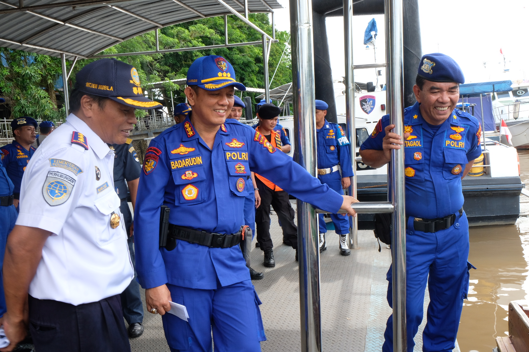 Pastikan Mudik Aman, Ditpolair Polda Riau Cek Kelayakan Kapal di Pelabuhan Sungai Duku