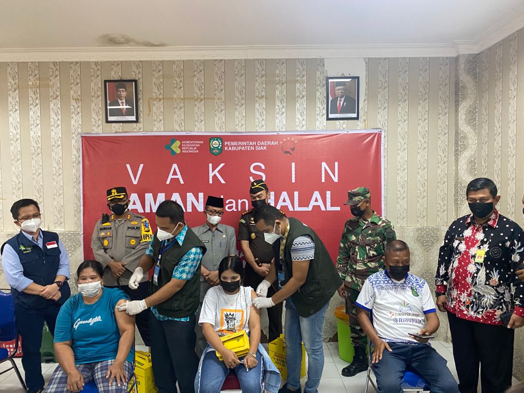 Dorong Percepatan Herd Immunity, Polres Siak Kebut Pelaksanaan Vaksinasi Melalui Gerai Vaksin Presisi