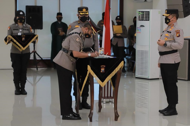Pimpin Sertijab, Kapolda Riau : Jaga Soliditas Internal Dan Tingkatkan Kerjasama Stakeholder