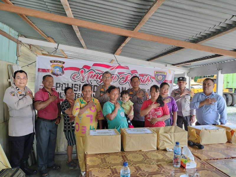 Minggu Kasih Polresta Berikan Himbauan Kamtibmas di Wilayah Hukum Polsek Tenayan Raya