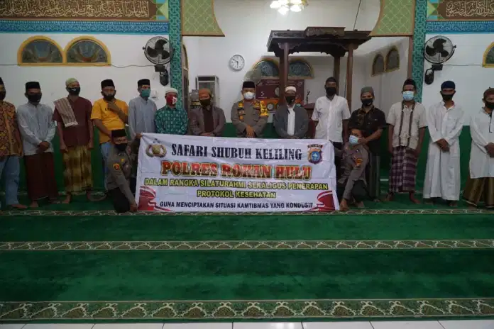 Kapolres Ajak Jamaah  Mesjid Nurul Anwar, Awasi Anak-anak Agar Tak Terjerumus Pada Pergaulan Bebas