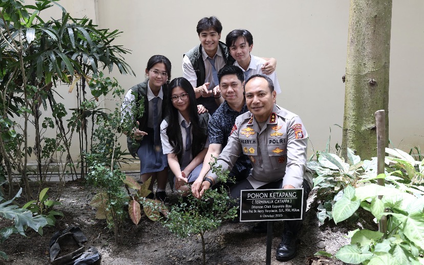 Turun Langsung ke SMA, Kapolda Riau Ajak Pelajar Jadi Pelopor Green Policing