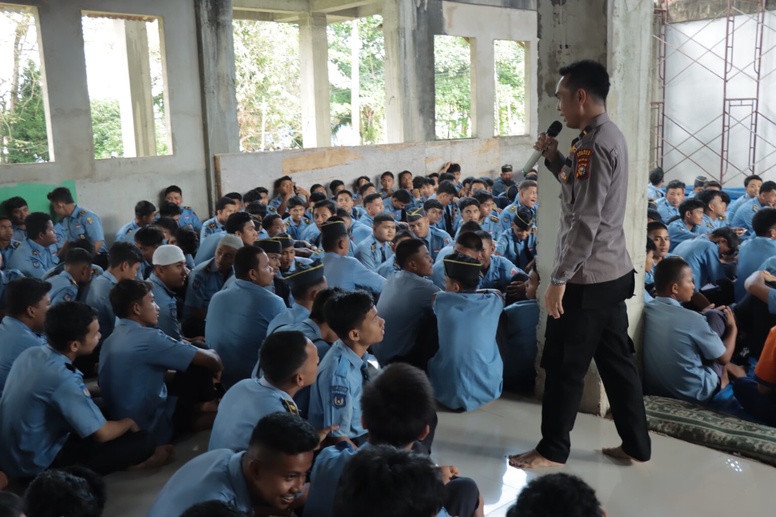 Polres Kampar dan SMK N1 Bangkinang edukasi Siswa Agar Cakap Bersosial Media