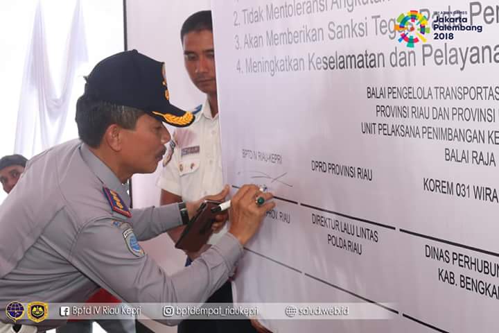 Dirlantas Polda Riau Hadiri Peresmian Launching e-Tilang dan Deklarasi Anti ODOL